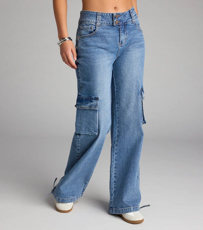 Off Duty Vibes Mid Rise Cargo Jeans