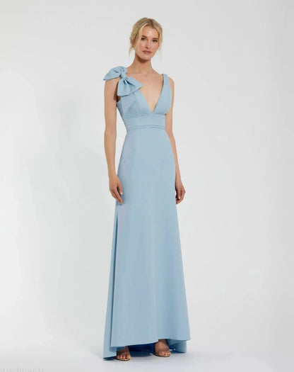 Petite Blue Sleeveless V Neck Bow Detail Mermaid Gown
