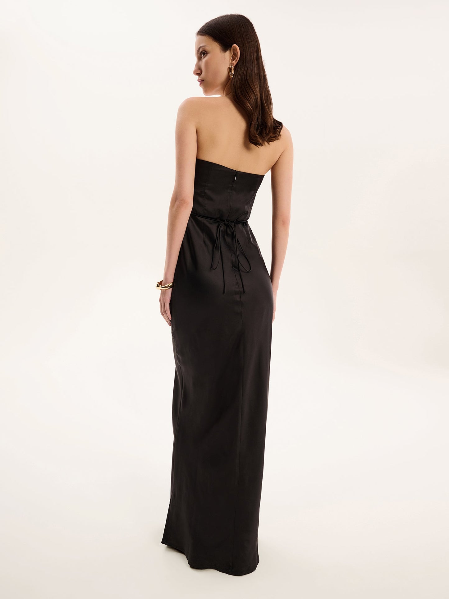 Amdra Maxi Dress in Black