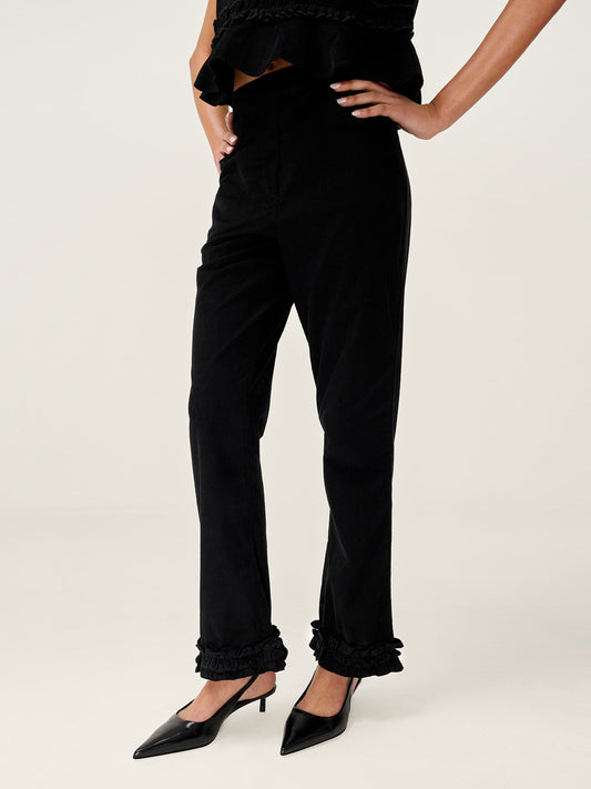 Olin Trouser in Black