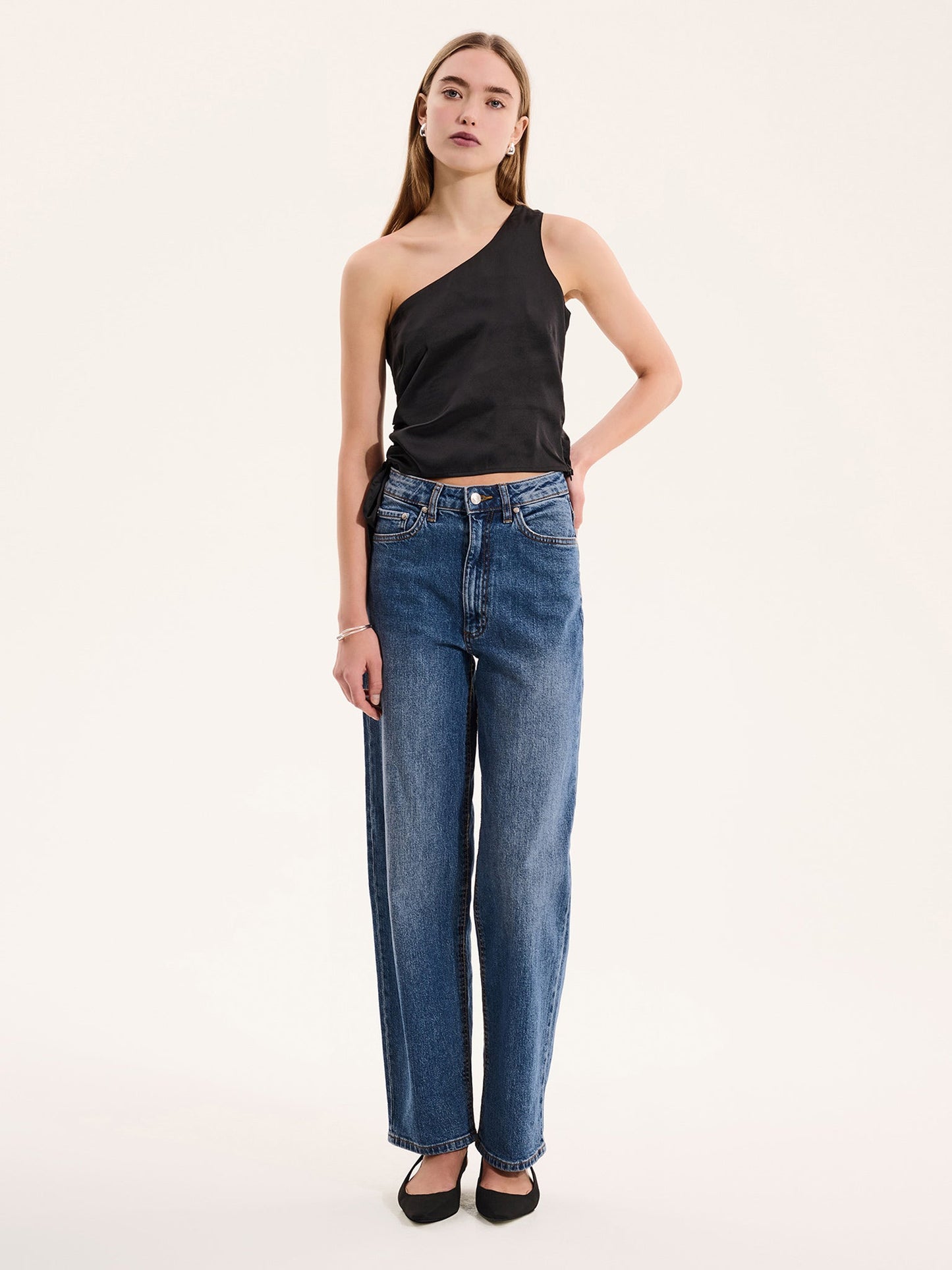 Sweeny One Shoulder Top in Black