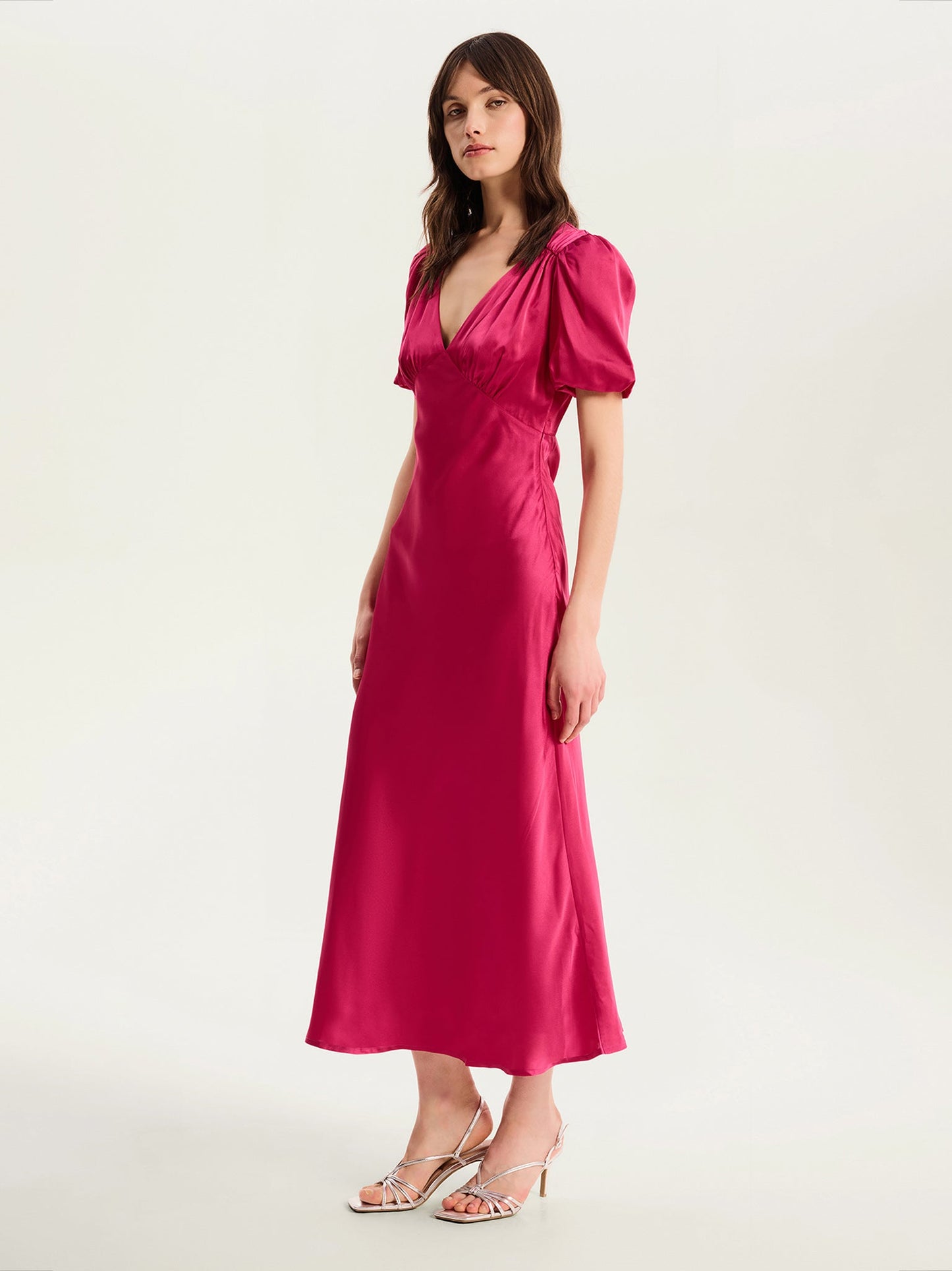 Rosie Ruched Puff Sleeve Dress in Magenta